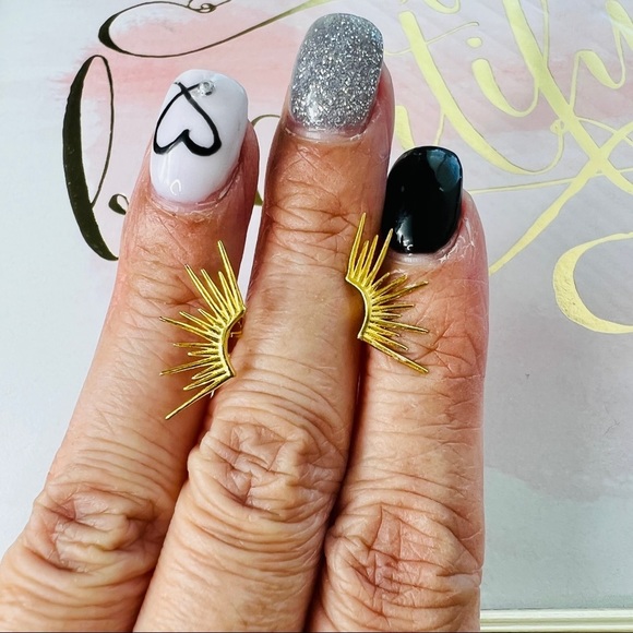 Radiance Sun Wings Light Rays 18k Gold Plated S925 Stud Pierced Earrings 2pc - Picture 4 of 7